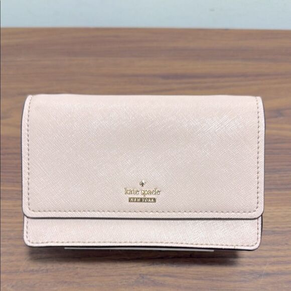 NWOT Kate Spade Cove Street Clutch/Crossbody Bag in Chalk Pink. - Picture 2 of 9